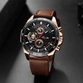 Relógio Masculino Esportivo 46mm – Couro Estilo Racing, Casual Fashion, Preto com Detalhes em Ouro Rosé, Calendário, Quartzo, Original